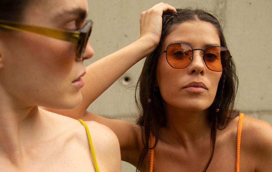 El mundo de las gafas de sol: ¿cuáles elegir para las fiestas en la playa? | CHARLY THERAPY
