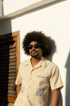 BRAD MARRÓN