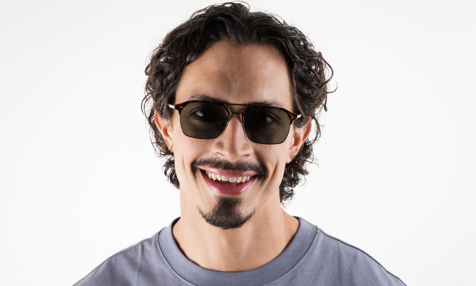 PETER MILITAR